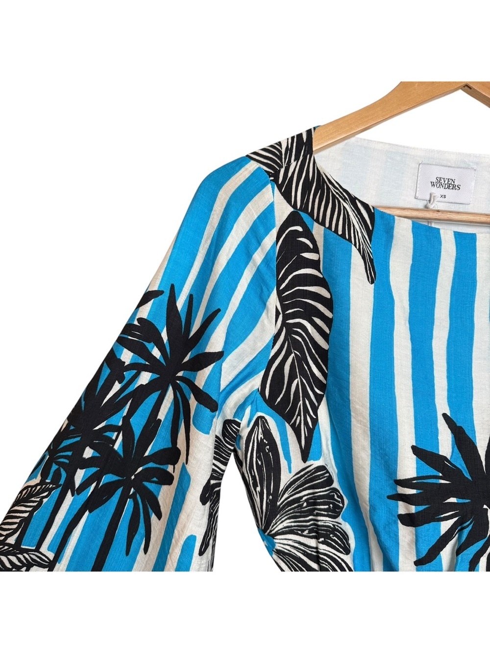 Seven Wonders Isla Mini Dress Tropez Blue Size XS Cutout Back Vacation Resort - Picture 8 of 16